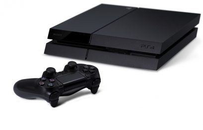 Les tailles de la PS3 et de la PS4 comparées