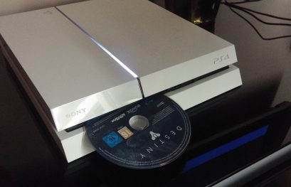 Les PS4 blanches aussi touchées par des problèmes de lecteur blu-ray