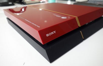 La PS4 édition limitée MGSV et le guide officiel en photos