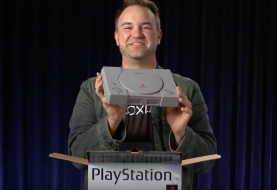 Un unboxing de la PlayStation 1 pour ses 20 ans aux USA